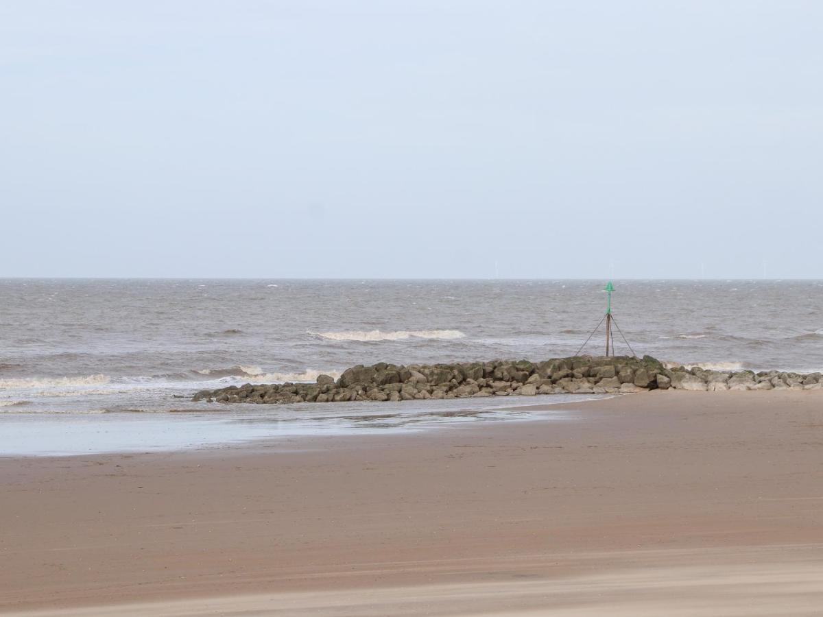 The Hollies Βίλα Prestatyn Εξωτερικό φωτογραφία